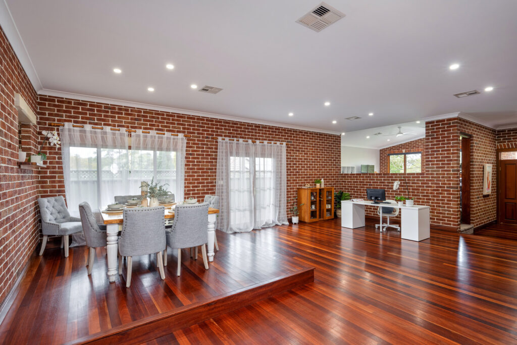 20 Matthew Parade, Blaxland - Thumbnail 8