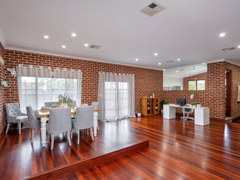 20 Matthew Parade, BLAXLAND, NSW 2774 Australia