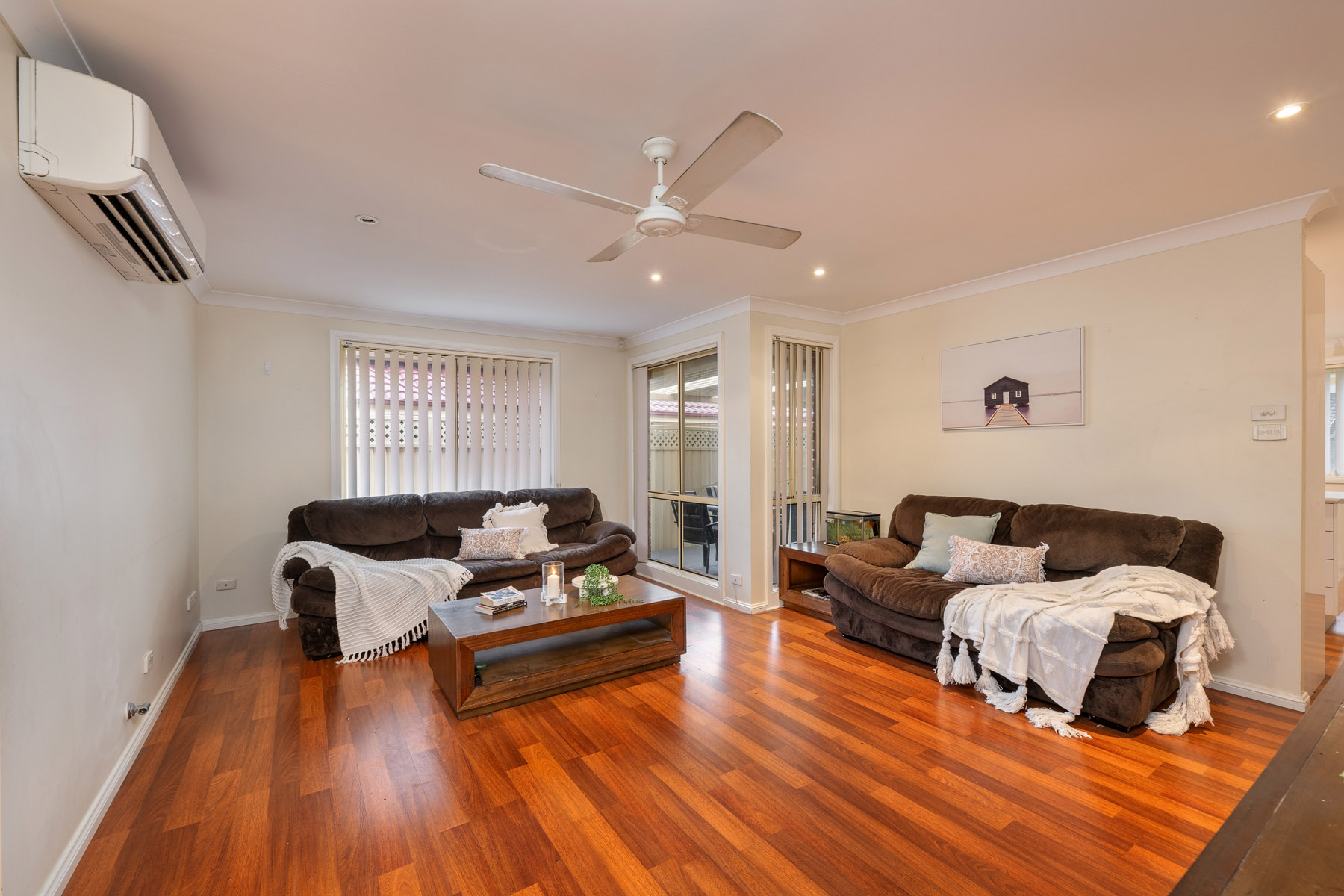 16 Midin Close, GLENMORE PARK, NSW 2745 Australia