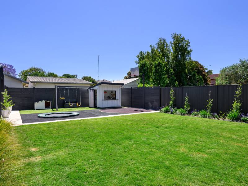 52 River Road, EMU PLAINS, NSW 2750 Australia