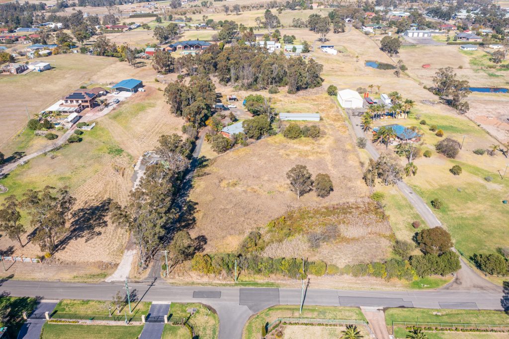 230-236 Castle Road, Orchard Hills - Thumbnail 4