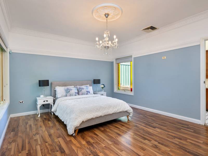 1 Acacia Avenue, GLENMORE PARK, NSW 2745 Australia