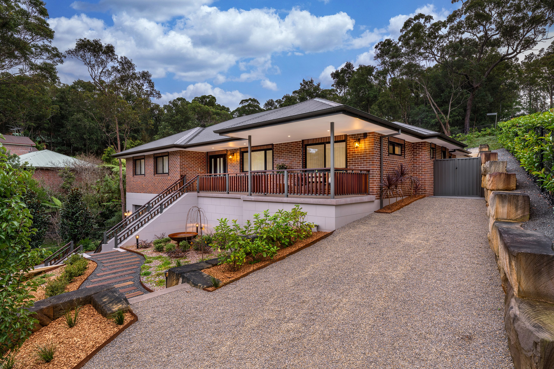 24 Currawong Avenue, VALLEY HEIGHTS, NSW 2777 Australia
