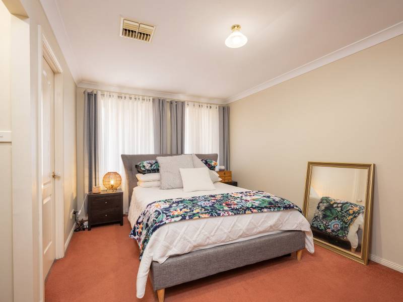 77 Aberdeen Circuit, GLENMORE PARK, NSW 2745 Australia