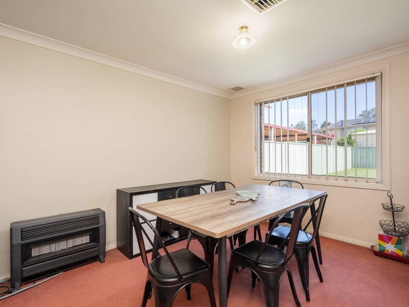 77 Aberdeen Circuit, GLENMORE PARK, NSW 2745 Australia