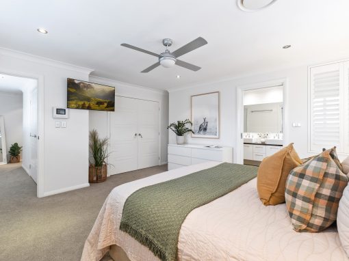 6 Long Angle Road, YELLOW ROCK, NSW 2777 Australia