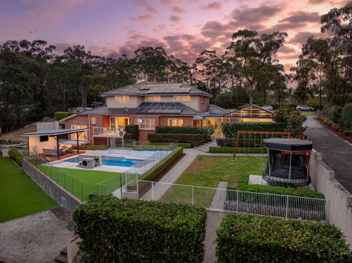 6 Long Angle Road, YELLOW ROCK, NSW 2777 Australia