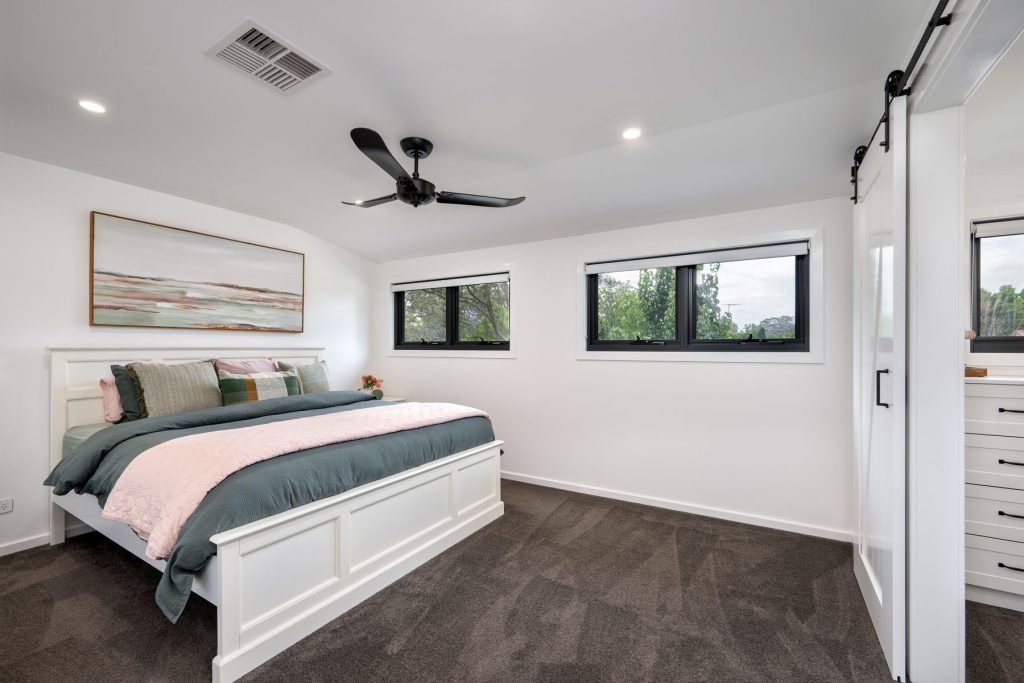 1 Lucasville  Road, Glenbrook - Thumbnail 2