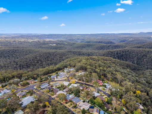 16 Calver Avenue, MOUNT RIVERVIEW, NSW 2774 Australia