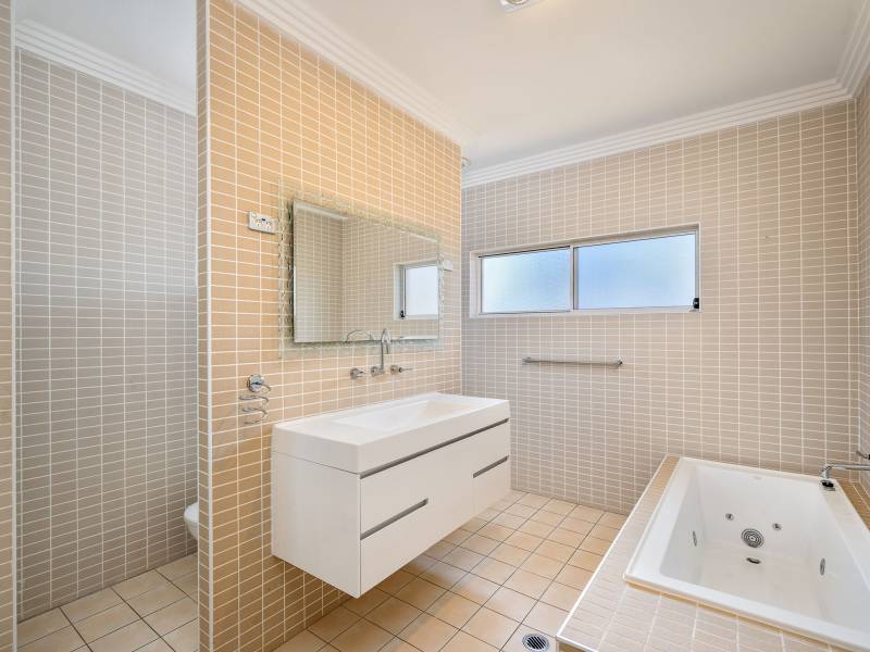 18 Glenmore Place, SOUTH PENRITH, NSW 2750 Australia