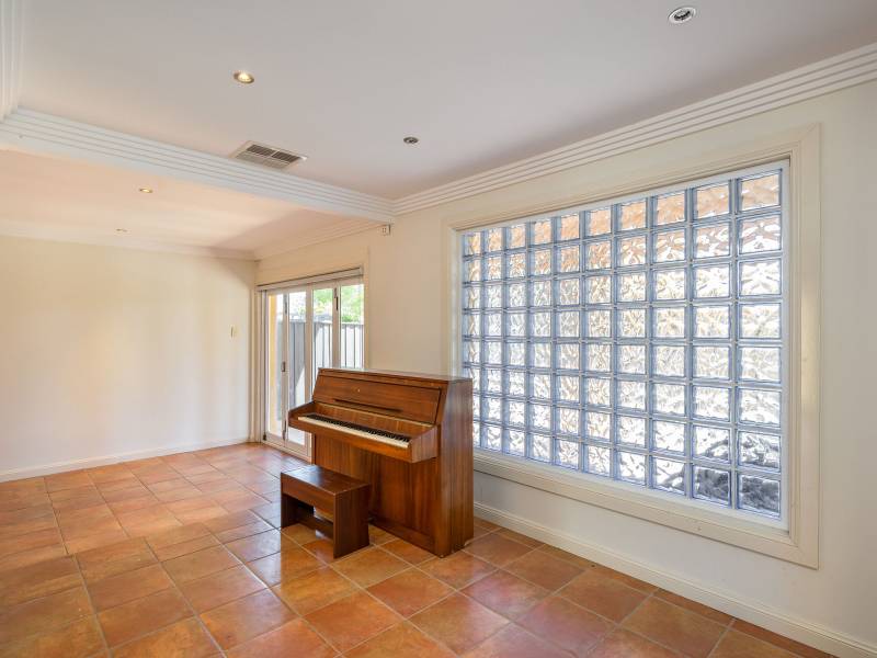 18 Glenmore Place, SOUTH PENRITH, NSW 2750 Australia