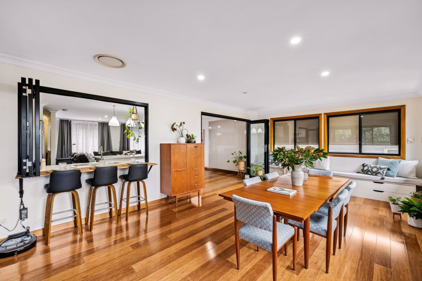 81 Roberts Parade, HAWKESBURY HEIGHTS, NSW 2777 Australia