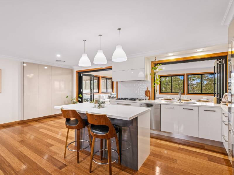 81 Roberts Parade, HAWKESBURY HEIGHTS, NSW 2777 Australia