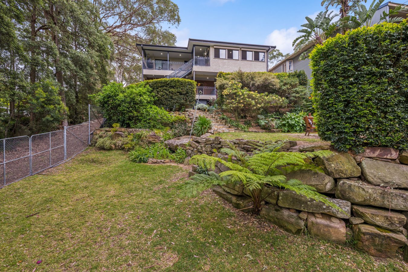 81 Roberts Parade, HAWKESBURY HEIGHTS, NSW 2777 Australia