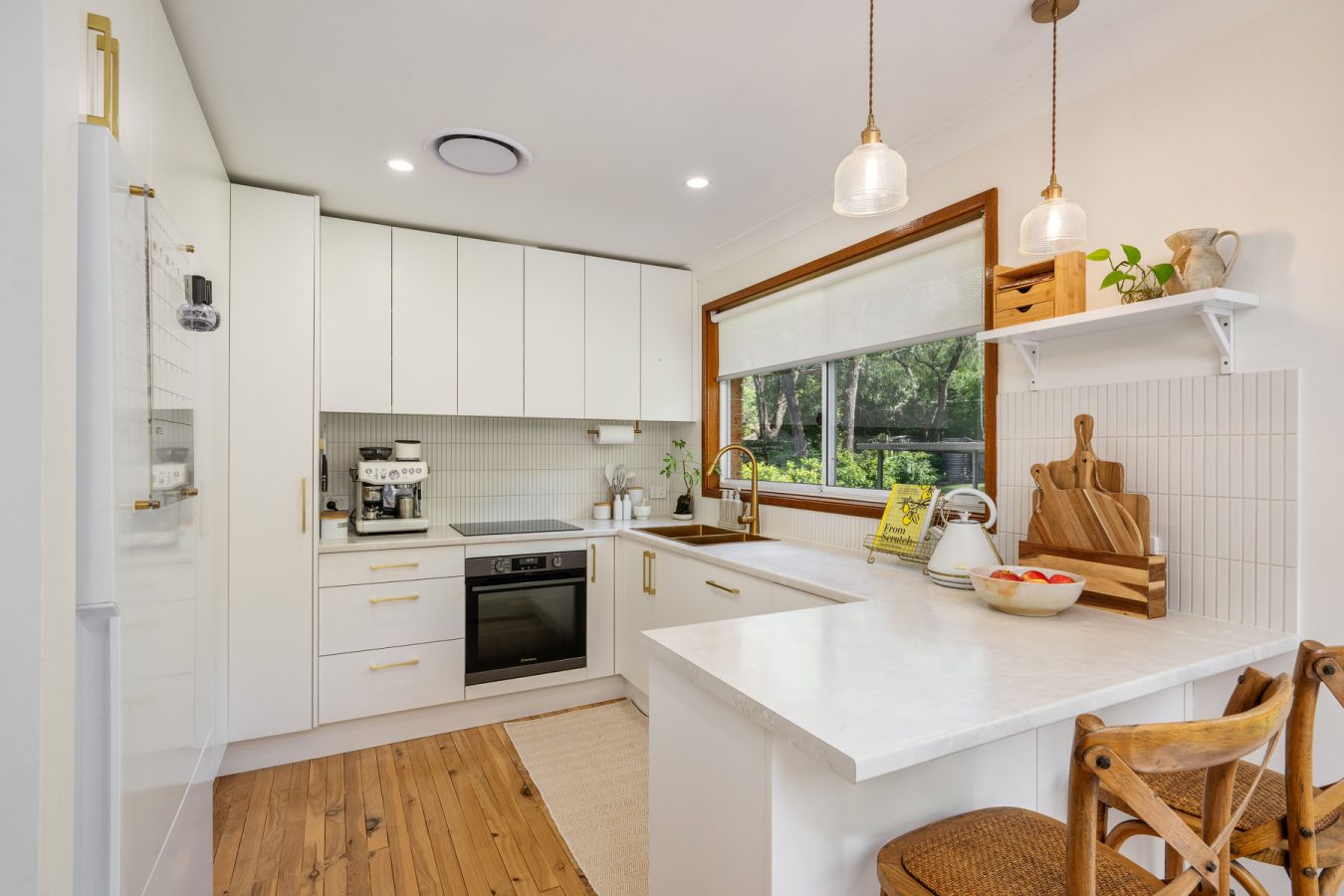 42 Winnicoopa Road, BLAXLAND, NSW 2774 Australia