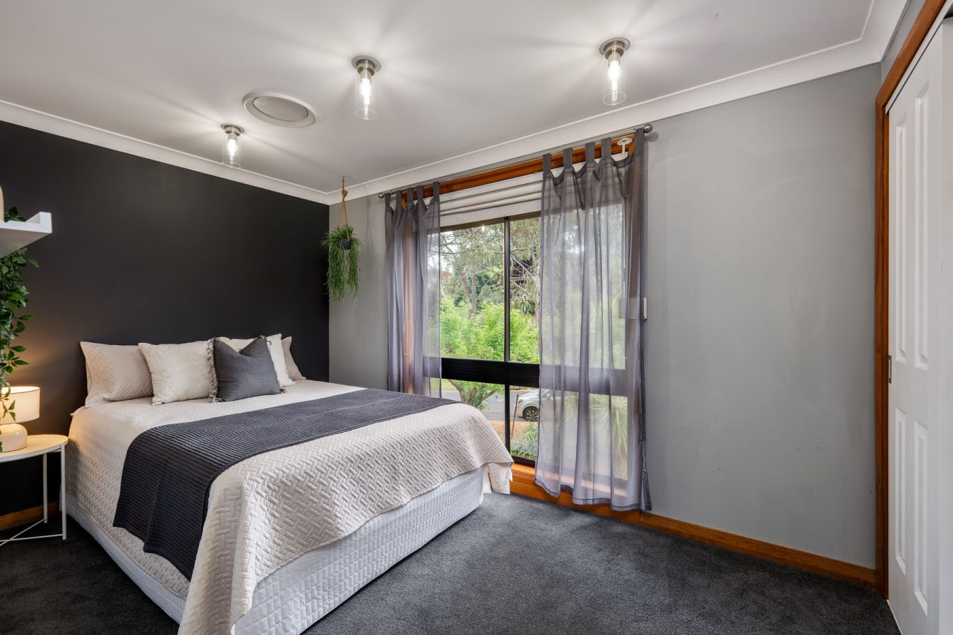 81 Roberts Parade, HAWKESBURY HEIGHTS, NSW 2777 Australia