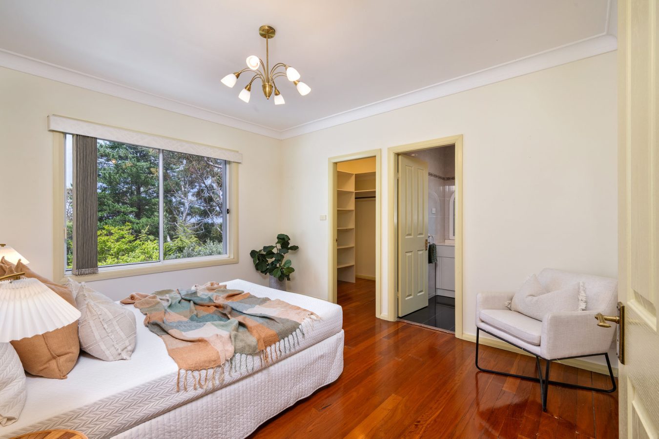 15 Gazania Street, FAULCONBRIDGE, NSW 2776 Australia