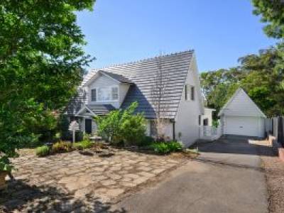 17 Leslie Street, WINMALEE, NSW 2777 Australia