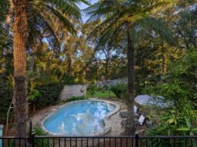 17 Leslie Street, WINMALEE, NSW 2777 Australia