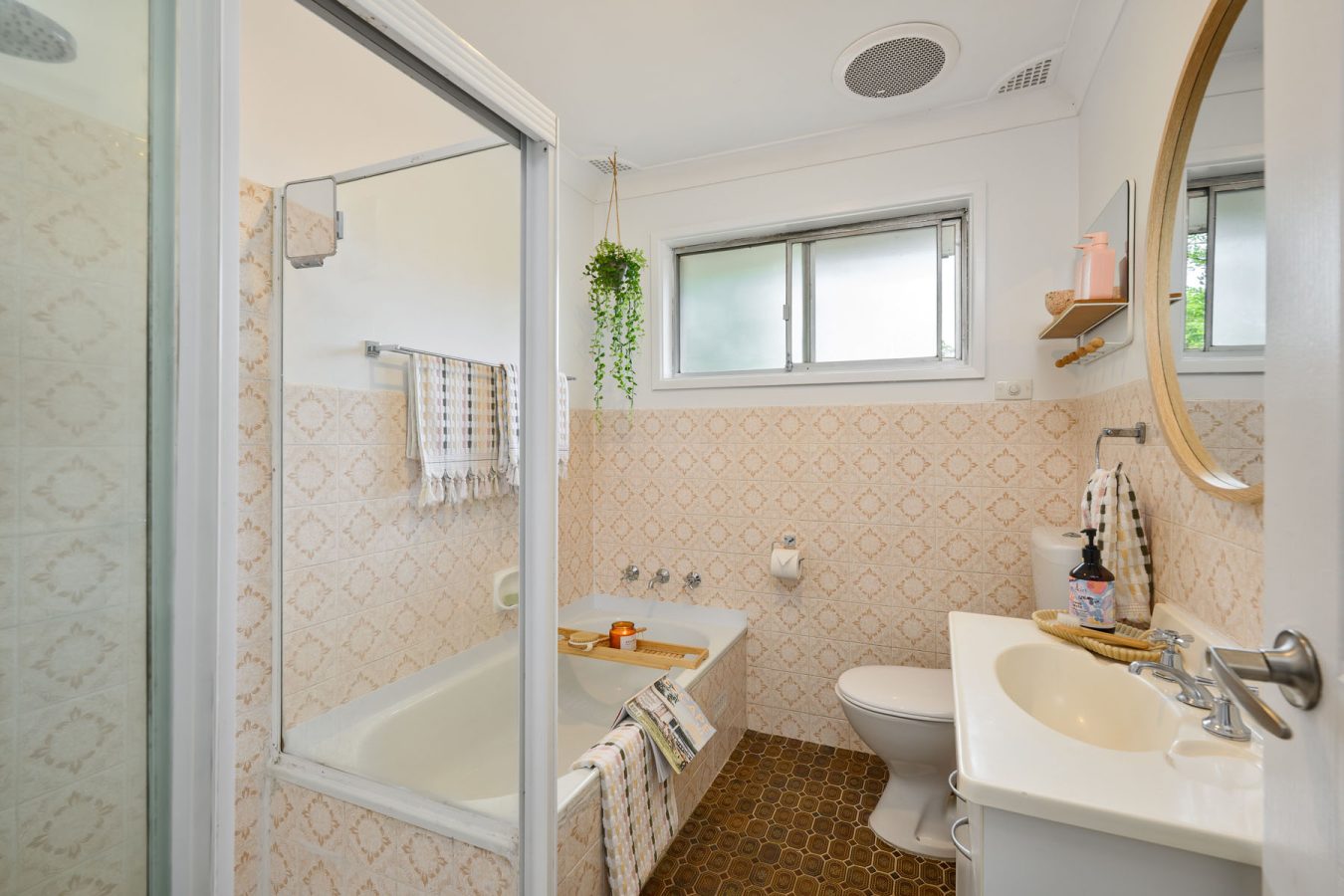 358 Great Western Highway, WARRIMOO, NSW 2774 Australia