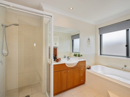 17 Rosecrea Court, GLENMORE PARK, NSW 2745 Australia