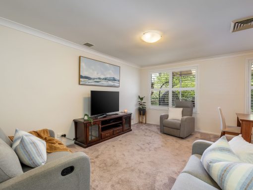 9 Roger Crescent, MOUNT RIVERVIEW, NSW 2774 Australia
