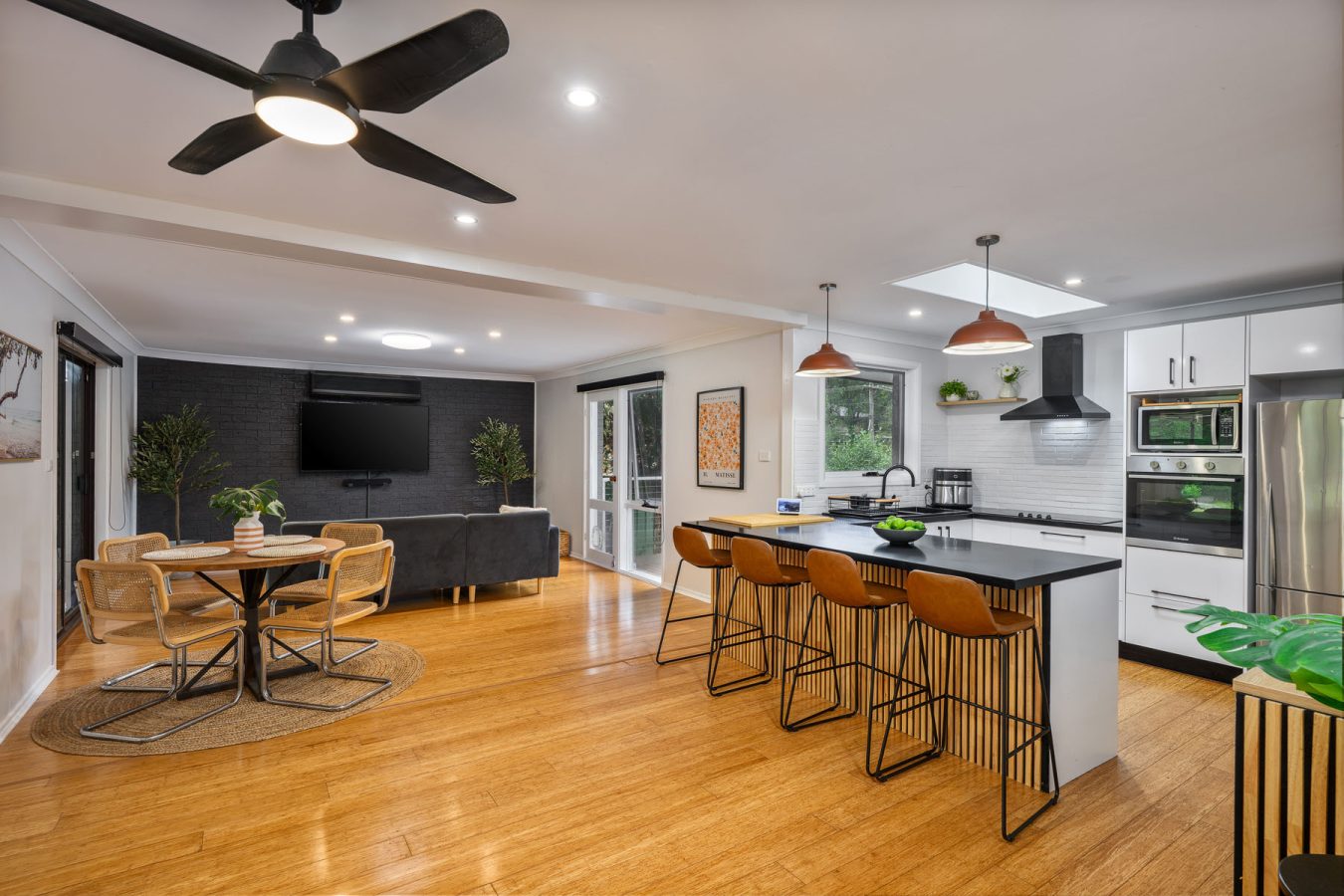 5 Karen Place, FAULCONBRIDGE, NSW 2776 Australia
