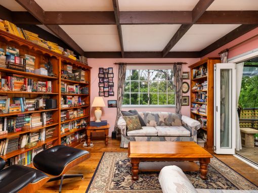 14 Parkes Crescent, FAULCONBRIDGE, NSW 2776 Australia