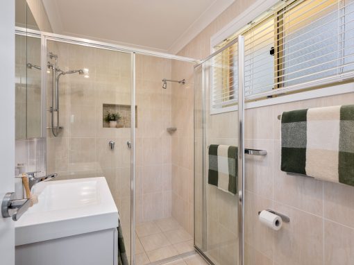 8 Surveyor Abbot Drive, GLENBROOK, NSW 2773 Australia