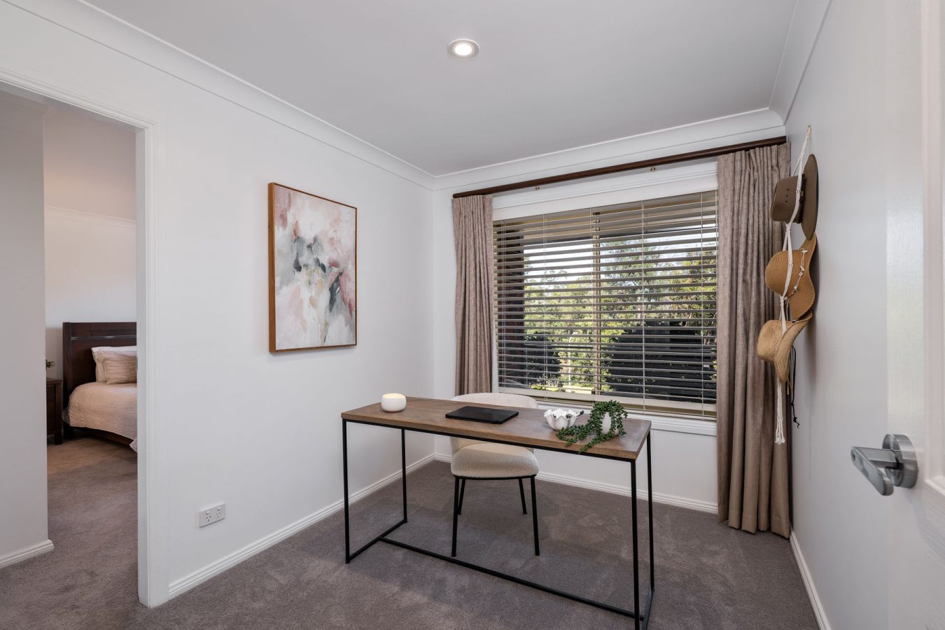 8 Surveyor Abbot Drive, GLENBROOK, NSW 2773 Australia