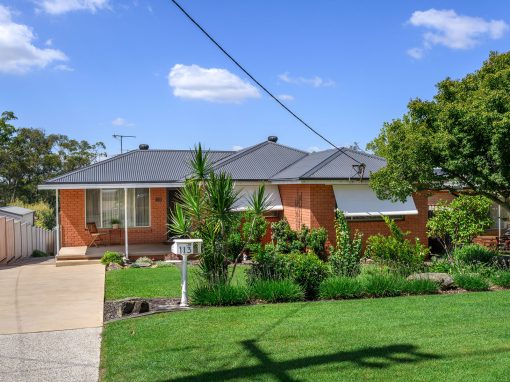 113 Russell Avenue, VALLEY HEIGHTS, NSW 2777 Australia