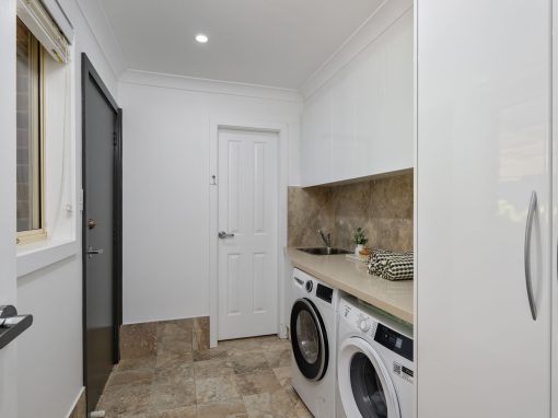 8 Surveyor Abbot Drive, GLENBROOK, NSW 2773 Australia