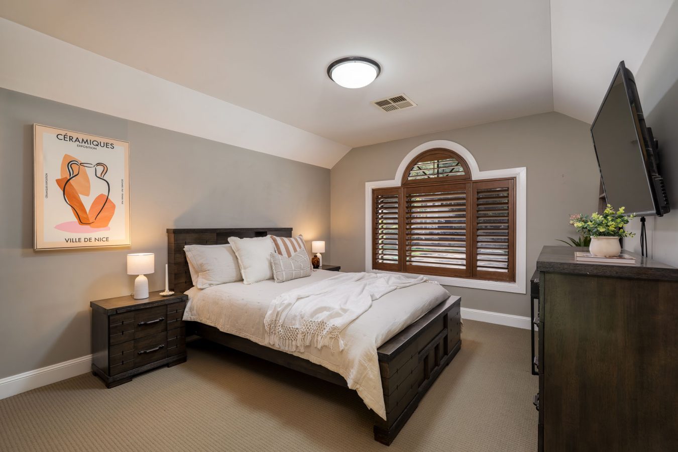 16 Jacaranda Avenue, BLAXLAND, NSW 2774 Australia