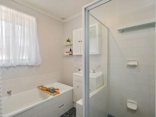 113 Russell Avenue, VALLEY HEIGHTS, NSW 2777 Australia