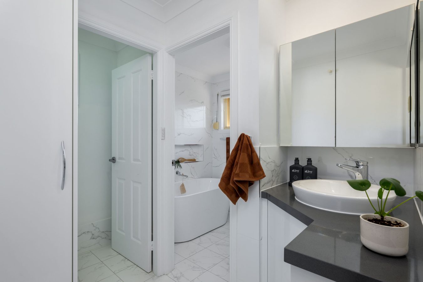 8 Surveyor Abbot Drive, GLENBROOK, NSW 2773 Australia