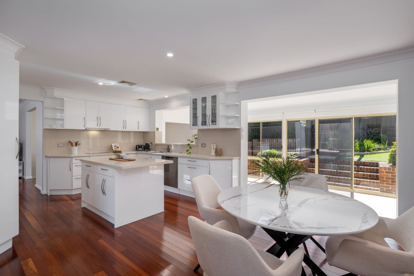 8 Surveyor Abbot Drive, GLENBROOK, NSW 2773 Australia