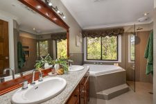 16 Jacaranda Avenue, BLAXLAND, NSW 2774 Australia