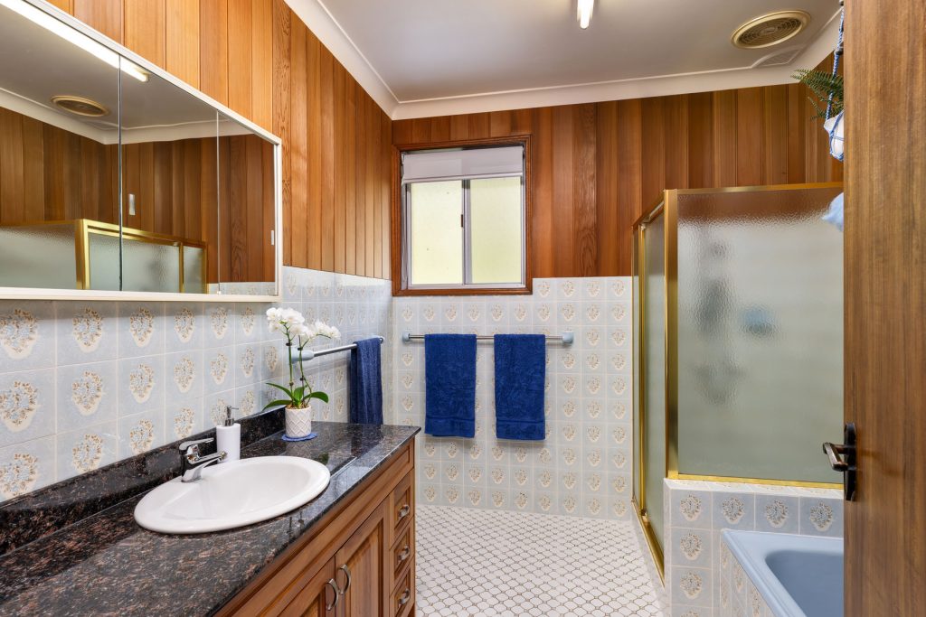 33 Davies Avenue, Springwood - Thumbnail 5