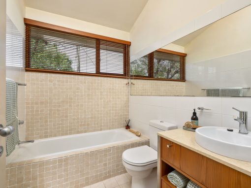 52 Grand View Drive, MOUNT RIVERVIEW, NSW 2774 Australia