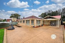 4 St Andrews Drive, GLENMORE PARK, NSW 2745 Australia