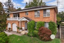 33 Davies Avenue, SPRINGWOOD, NSW 2777 Australia