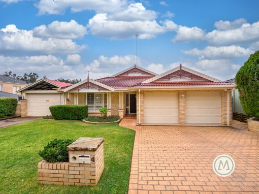4 St Andrews Drive, GLENMORE PARK, NSW 2745 Australia