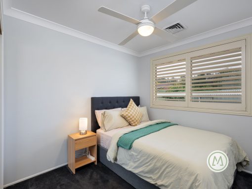 4 St Andrews Drive, GLENMORE PARK, NSW 2745 Australia