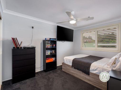 4 St Andrews Drive, GLENMORE PARK, NSW 2745 Australia