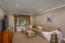 16 Jacaranda Avenue, BLAXLAND, NSW 2774 Australia