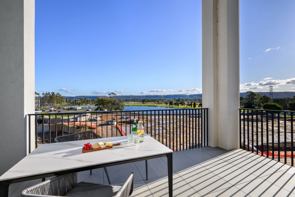 302/4B Retreat Drive, Penrith - Thumbnail 4