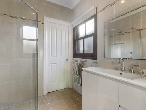 9 Rusden Road, BLAXLAND, NSW 2774 Australia