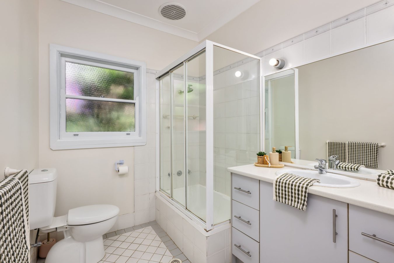 58 Russell Avenue, VALLEY HEIGHTS, NSW 2777 Australia