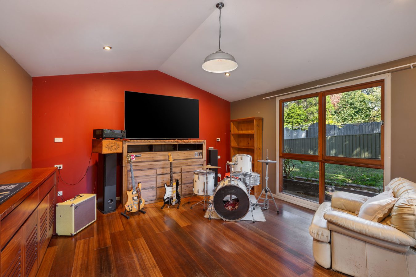 58 Russell Avenue, VALLEY HEIGHTS, NSW 2777 Australia