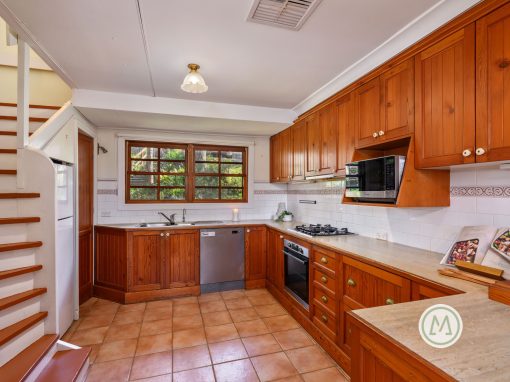 34 Ross Crescent, BLAXLAND, NSW 2774 Australia